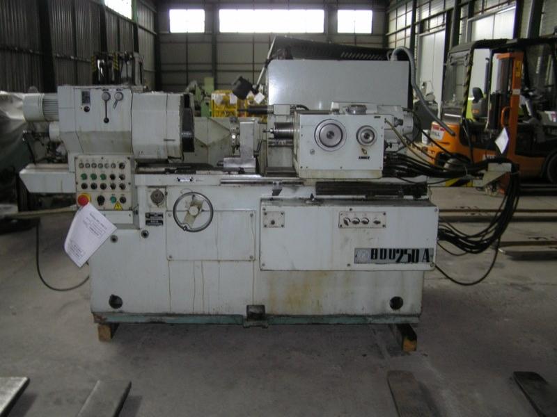 Robôs industriais-8